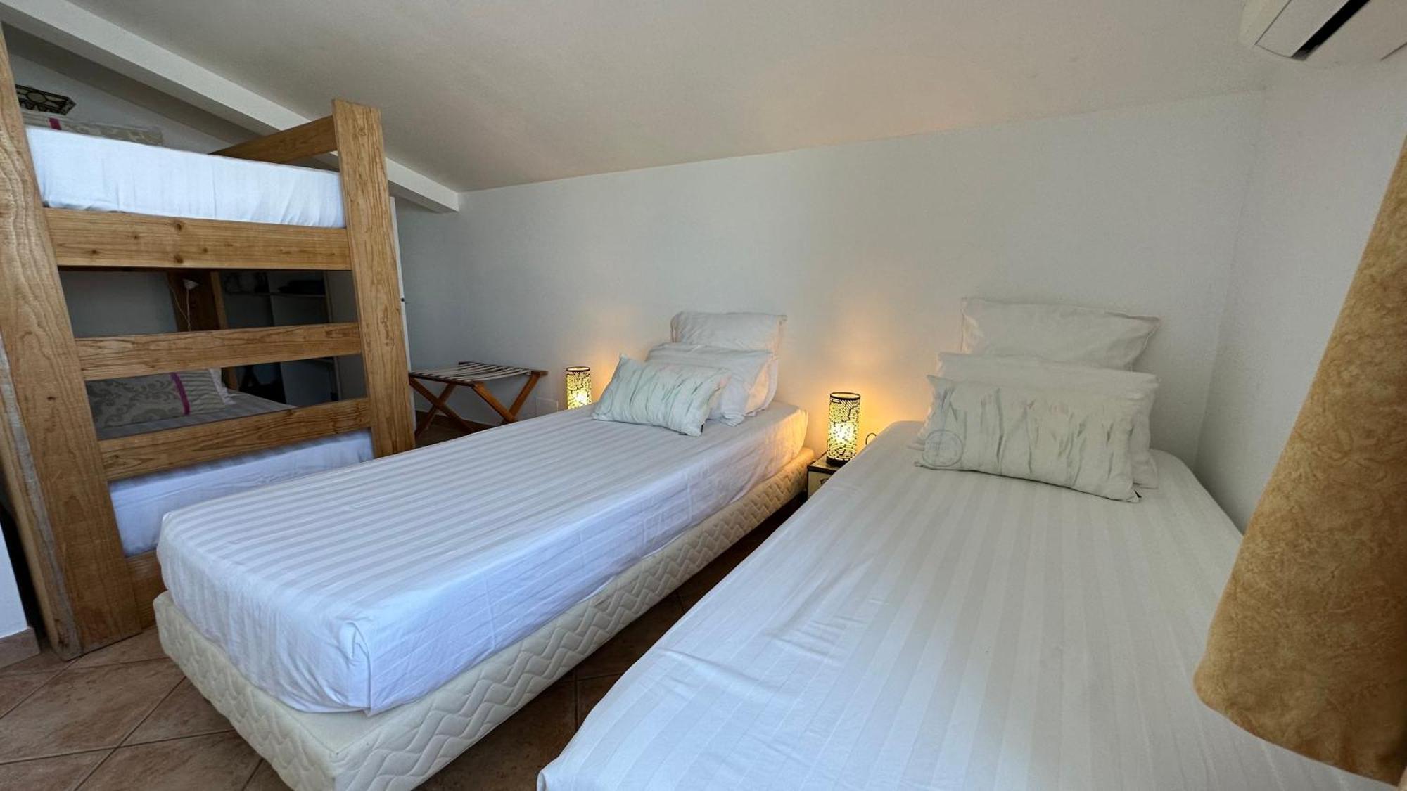 La Villa Miranda Meublé de Tourisme 4 * Saint-Gilles Les Bains Extérieur photo