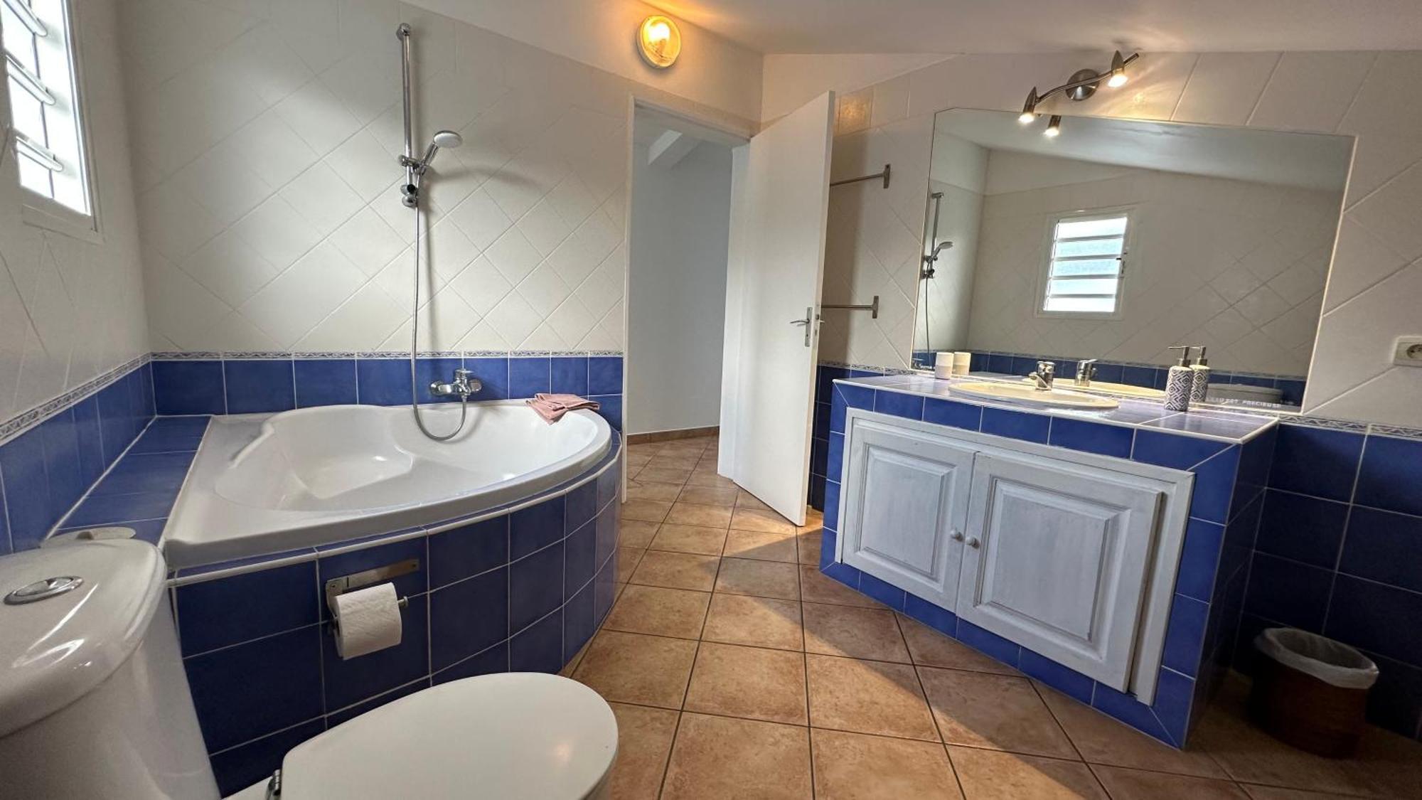 La Villa Miranda Meublé de Tourisme 4 * Saint-Gilles Les Bains Extérieur photo