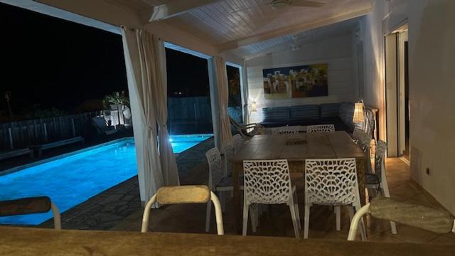 La Villa Miranda Meublé de Tourisme 4 * Saint-Gilles Les Bains Extérieur photo