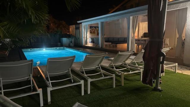 La Villa Miranda Meublé de Tourisme 4 * Saint-Gilles Les Bains Extérieur photo